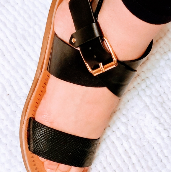 Steve Madden Shoes - Steve Madden Sandals